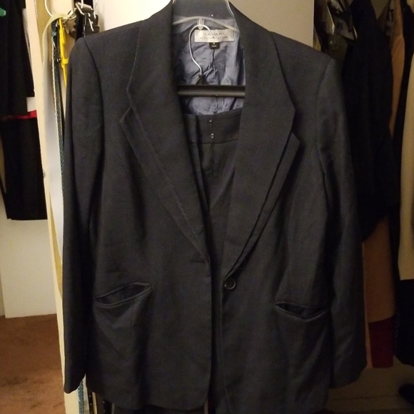 Suit - Picture 2 of 2